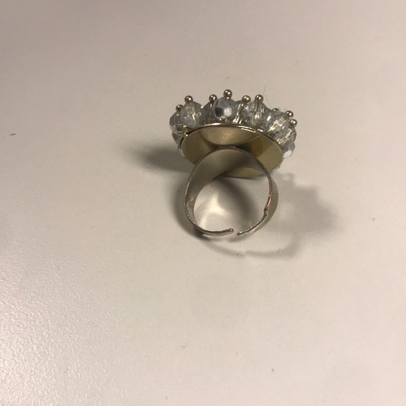 Large Circular Ring with Adjustable Size - Picture 3 of 4